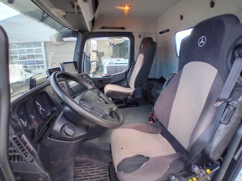 LKW Mercedes GRUE PALFINGER PK 22002-EH B