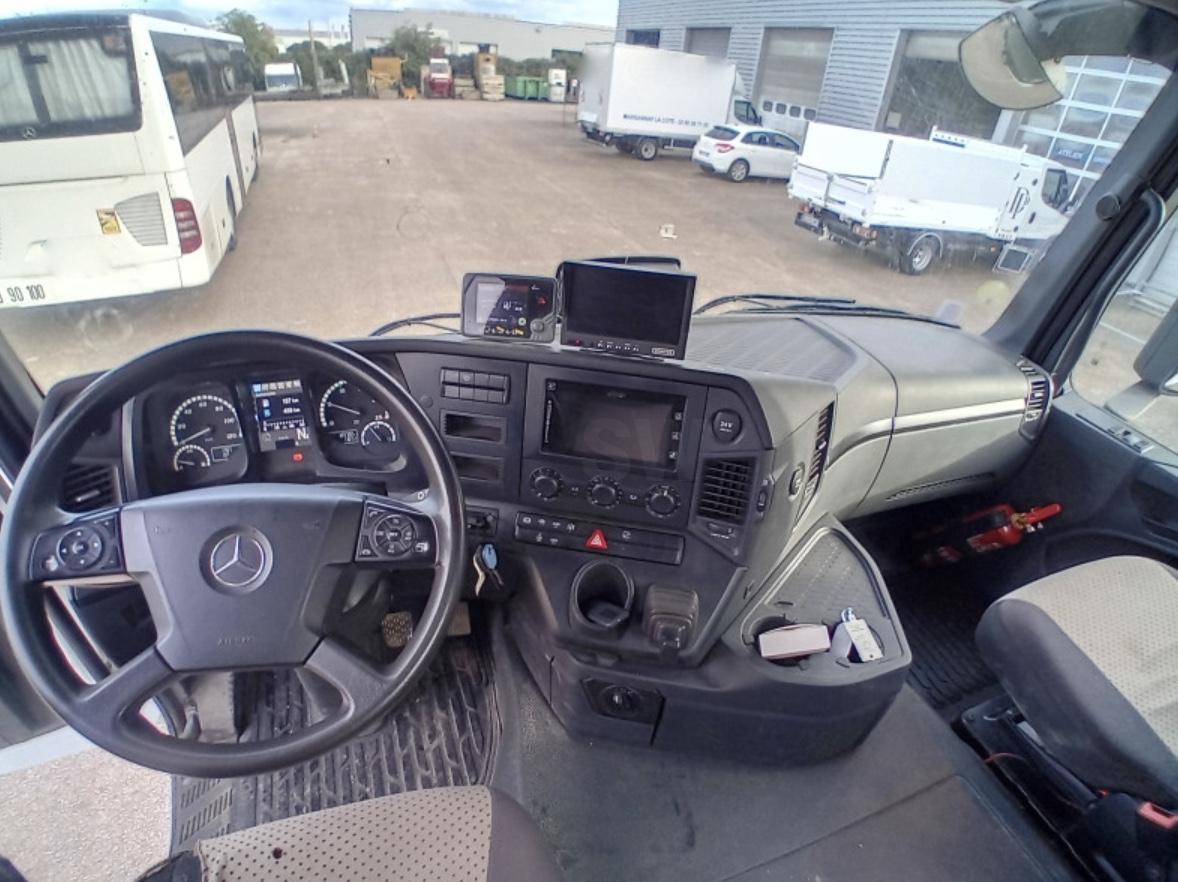 LKW Mercedes GRUE PALFINGER PK 22002-EH B