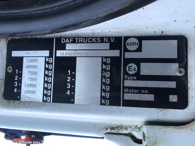 Photo DAF CF 85.360 bâche image 16/21