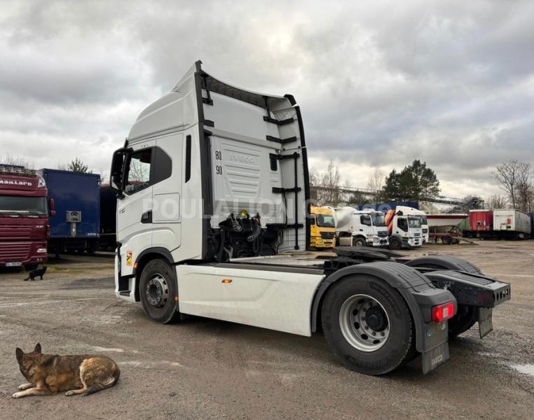 Tracteur Iveco S-WAY S 530