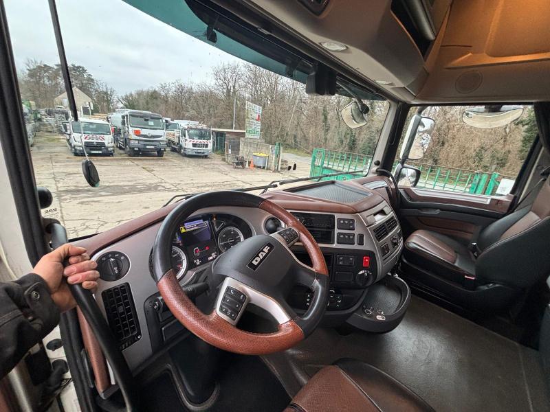 Sattelzugmaschine DAF XF 530 SC