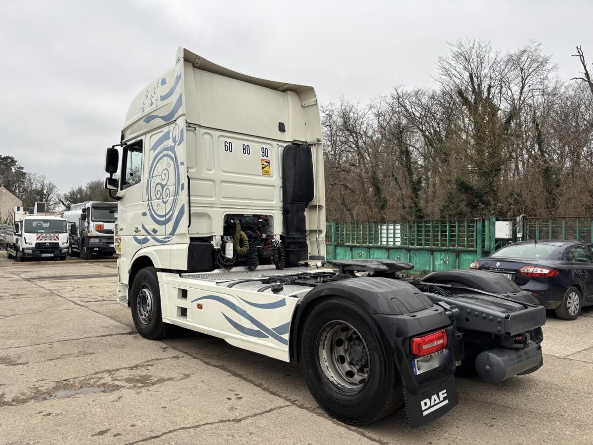 Sattelzugmaschine DAF XF 530 SC