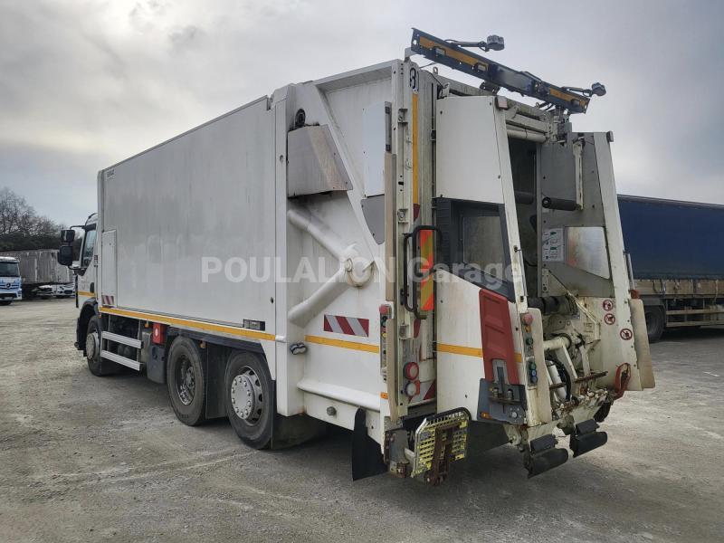 Mezzo di rete stradale Renault D WIDE