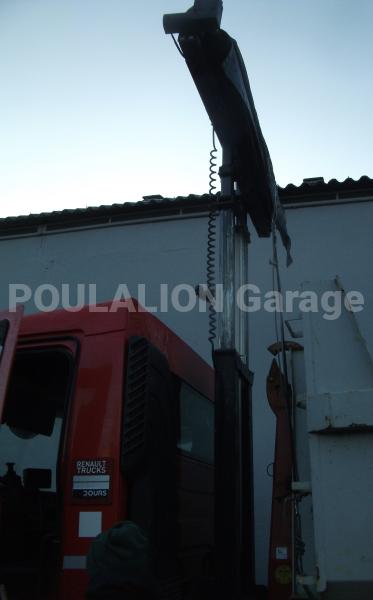 Camion Renault PREMIUM D WIDE C 320 sans benne Polybenne