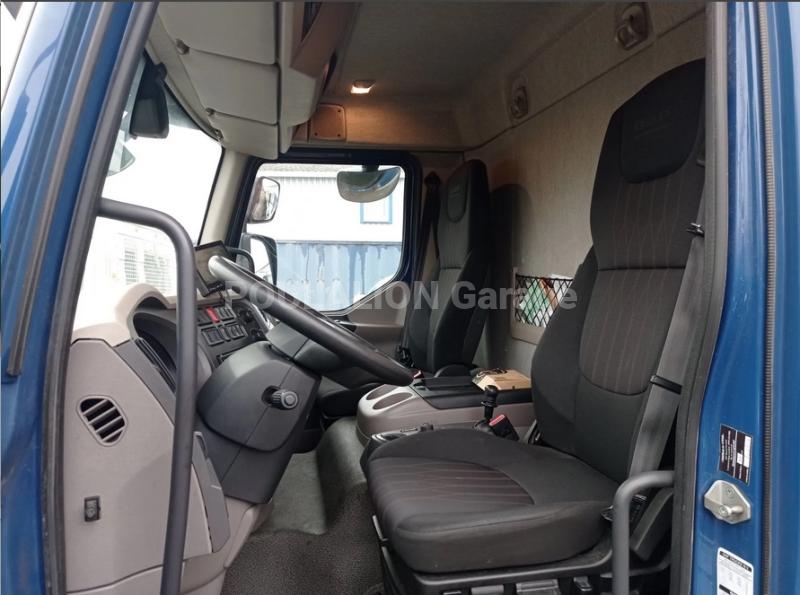 Camion DAF LF 210 FA HAYON RETRACTABLE DHOLLANDIA Fourgon