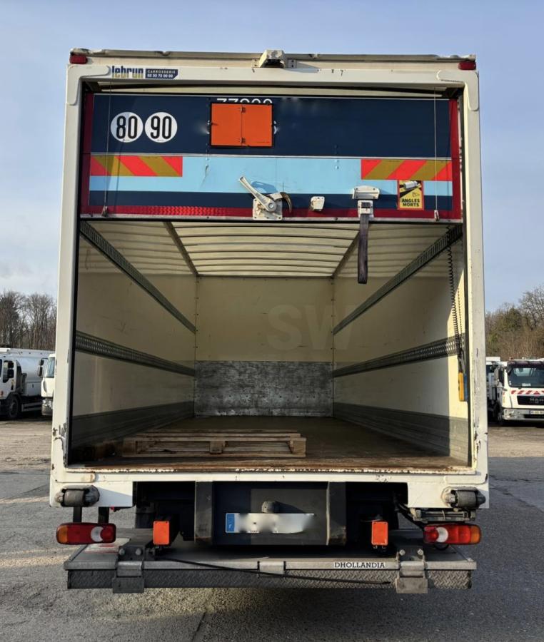 LKW DAF LF 210 FA