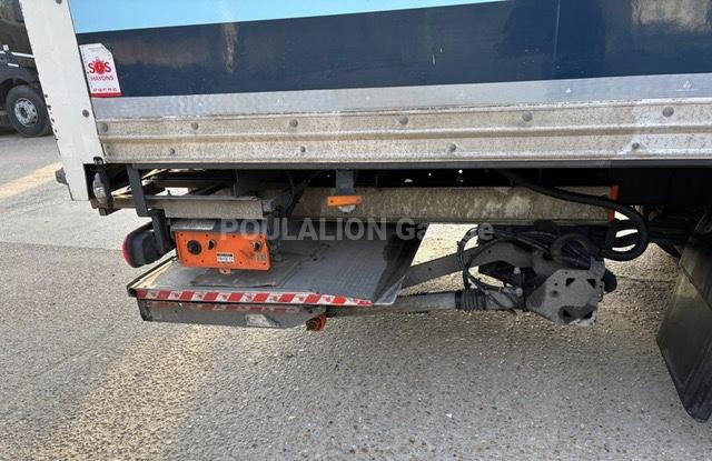 Camion DAF LF 210 FA HAYON RETRACTABLE DHOLLANDIA Fourgon