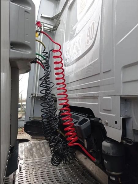 Cabeza tractora DAF NGD 480 FT
