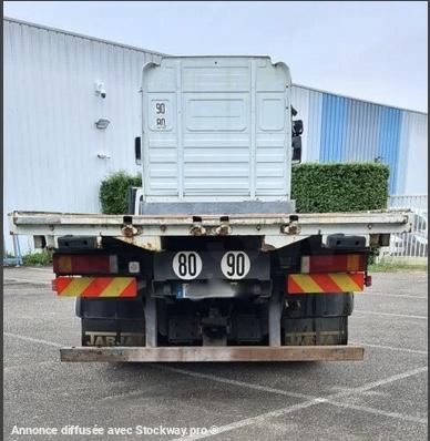 Photo Renault MAGNUM 480 DXL PORTE CONTAINER ESSIEU RELEVABLE image 4/8
