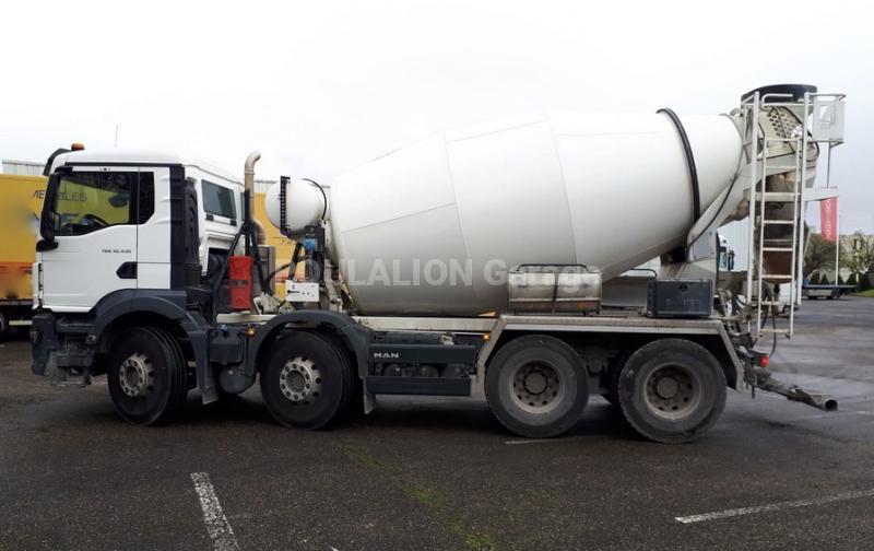 Camion MAN 8x4 TGS 32.430 Malaxeur toupie