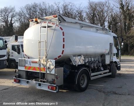 Photo Renault MIDLUM 270.16 4x2 CITERNE CM 64  11 000 L 4 COMPARTIMENTS  1/2000 I 2/2000. I 3/4000  I 4/3000 image 2/24