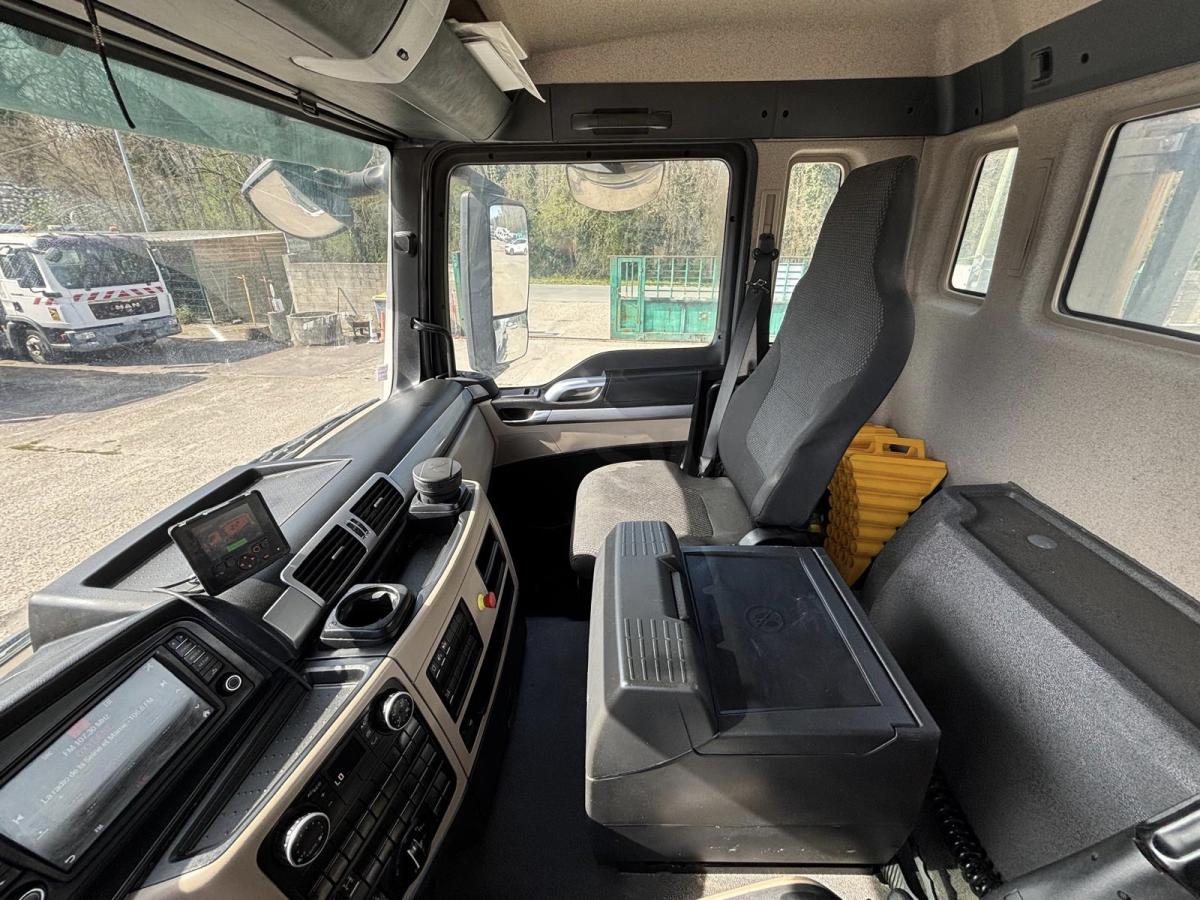 Camión MAN TGS 32.430 8x4