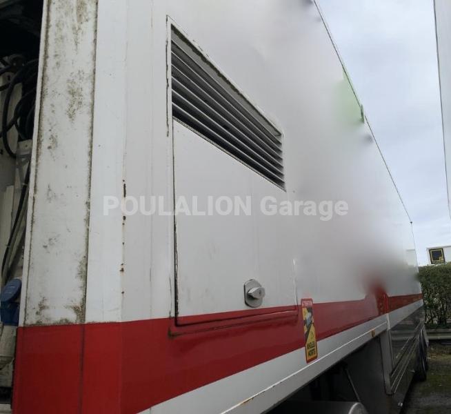 Semi-remorque Fruehauf FOURGON PODIUM 32T 2 ESSIEUX Fourgon