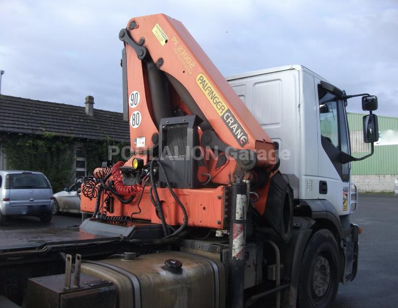 Tracteur Iveco PR SRREM GRUE PALFINGER PK 23002