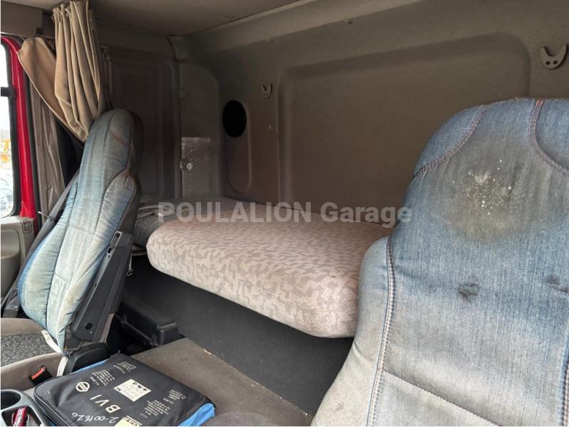 Camion DAF 4X2 PLATEAU PORTE MATERIEL 4X2 PLATEAU PTE MAT Plateau