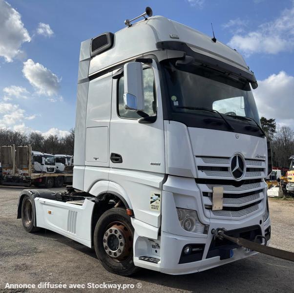 Mercedes Actros 1851 Problème moteur. Avec la carte grise.
