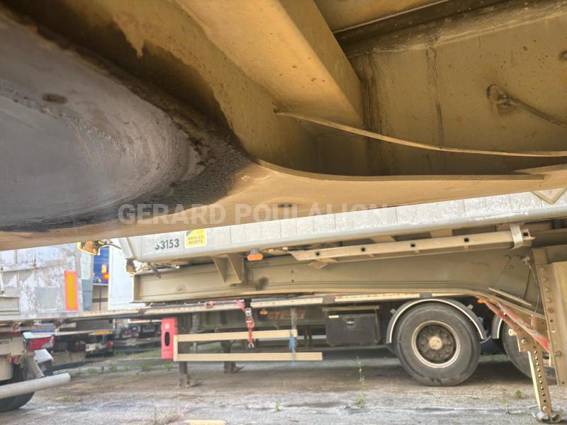 Semi-remorque Benalu 3 ESSIEUX PORTE HYDRAULIQUE Benne Benne TP