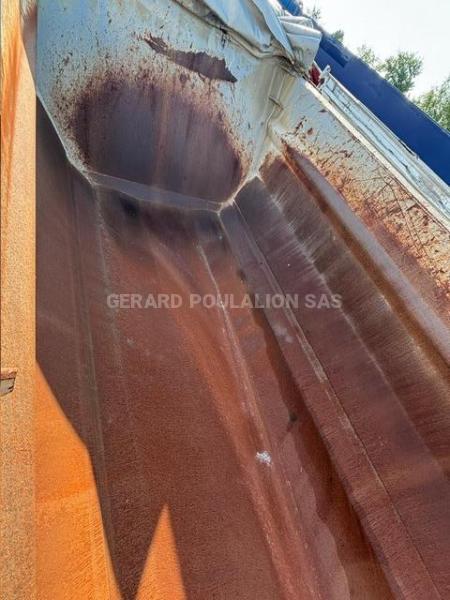 Semi-remorque Benalu 3 essieux,1-er essieu relevable Benne Benne TP