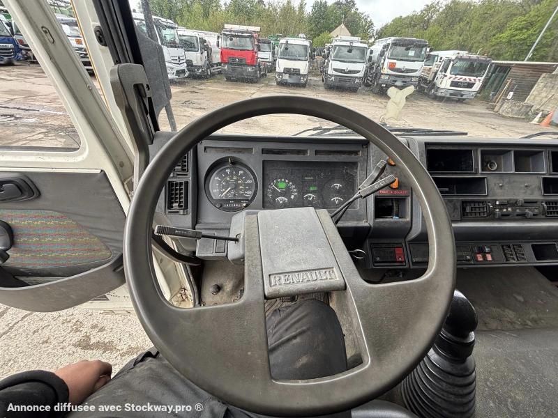 Photo Renault G 270 CITERNE VIDANGE image 21/23