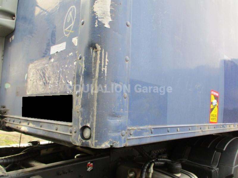 Semi-remorque Fruehauf 2 ESSIEUX Fourgon