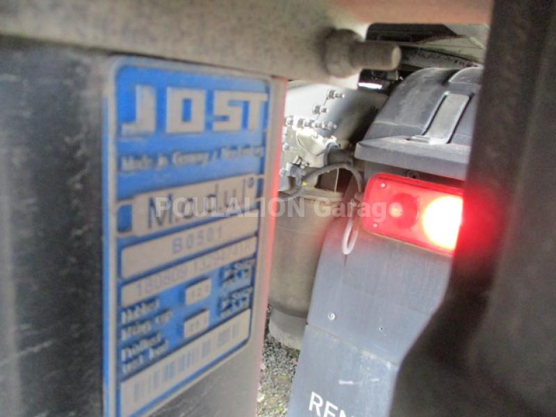 Semi-remorque Fruehauf 2 ESSIEUX Fourgon