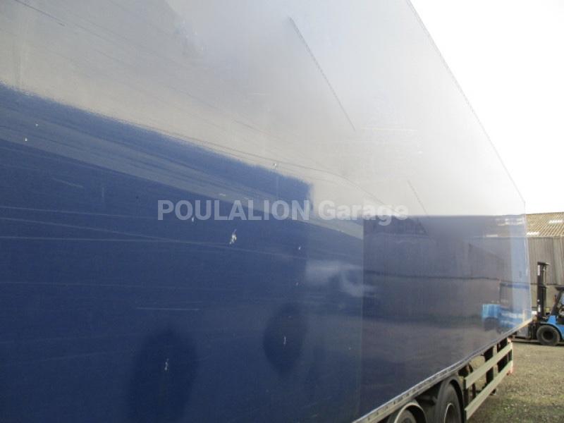 Semi-remorque Fruehauf 2 essieux Fourgon