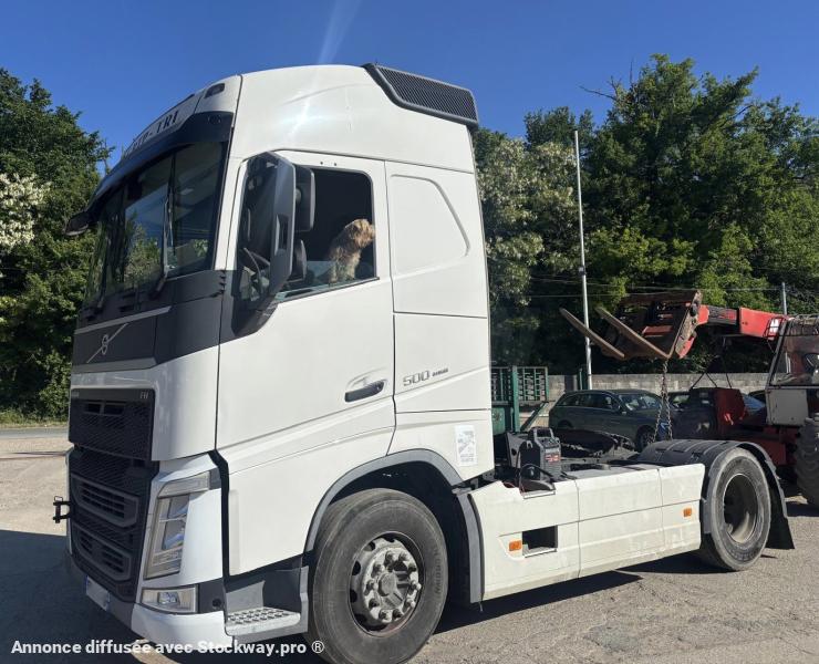 Photo Volvo FH 500 GL0BE TR0TTER PROBLÈME MOTEUR image 2/8