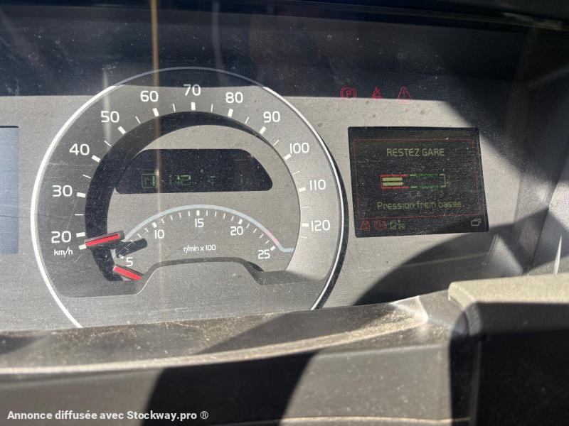 Photo Volvo FH 500 GL0BE TR0TTER PROBLÈME MOTEUR image 6/8