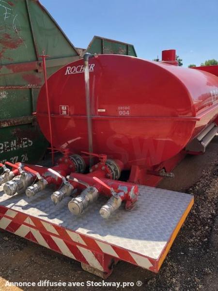 ROCHER CITERNE DE 10000L  SUR BERCE AMPIROLL 