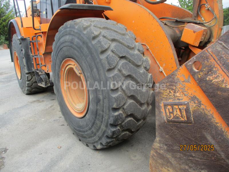 Chargeuse Caterpillar 966H Chargeuse sur pneus