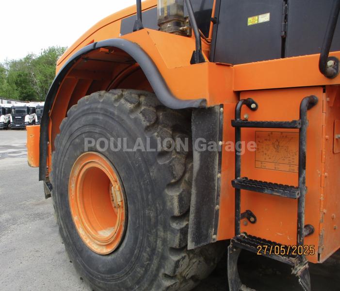 Chargeuse Caterpillar 966H Chargeuse sur pneus