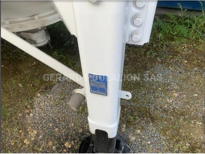Semi-remorque Omeps 39M3 PULVERULENT 3 essieux Citerne À ciment