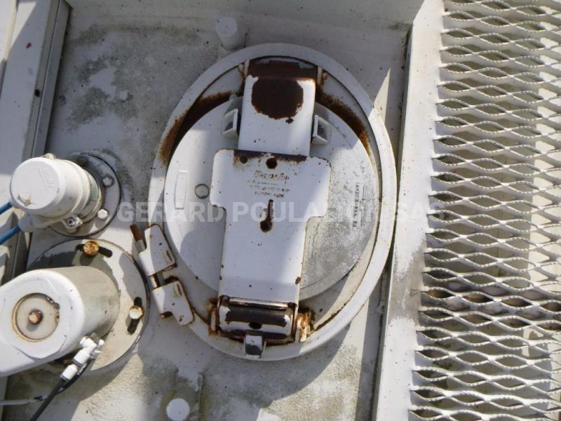 Semi-remorque Trailor Fuel tank alu 39.8 m3 / 9 comp 3 essieux Citerne Hydrocarbures