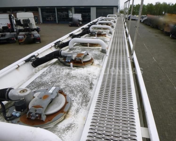 Semi-remorque Stokota Fuel tank alu 41.3 m3 / 9 comp Citerne Hydrocarbures
