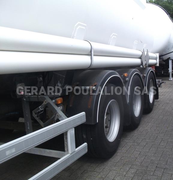Semi-remorque Stokota Fuel tank alu 41.3 m3 / 9 comp