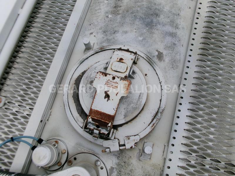 Semi-remorque Trailor Trailor Fuel tank alu 39.9 m3 / 9 comp 3 essieux Citerne Hydrocarbures