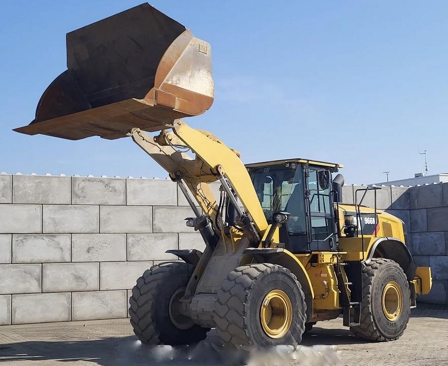 Chargeuse Caterpillar 966M