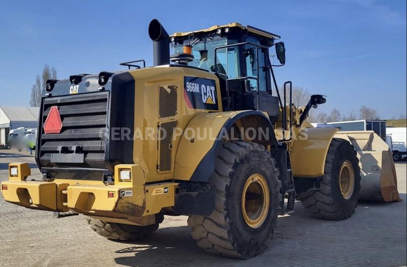 Chargeuse Caterpillar 966M 2021,  12 578 heures Chargeuse sur pneus