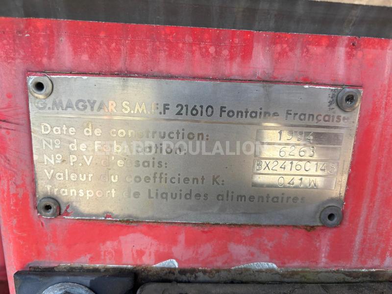 Semi-remorque Magyar CIT ALTD INOX Calorifuge 5 cpts: 8000 L - 4000 L - 5000 L - 5000 L - 1000 L Citerne À eau