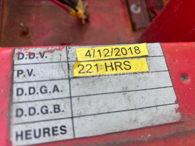 Semi-remorque Magyar CIT ALTD INOX Calorifuge 5 cpts: 8000 L - 4000 L - 5000 L - 5000 L - 1000 L Citerne À eau