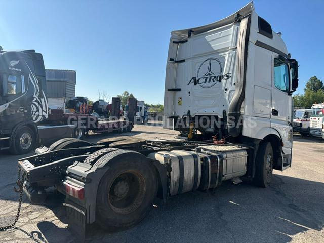 Tracteur Mercedes ACTROS 1945 immattriculation Hollande, problème démarrage, kms inconnus