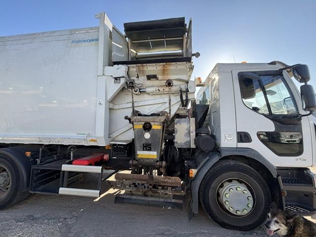 Engin de voirie Renault PREMIUM