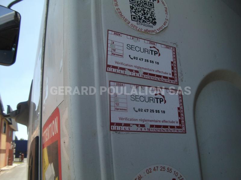 Camion Renault KERAX 320 DCI BRAS GRUE 11T Polybenne