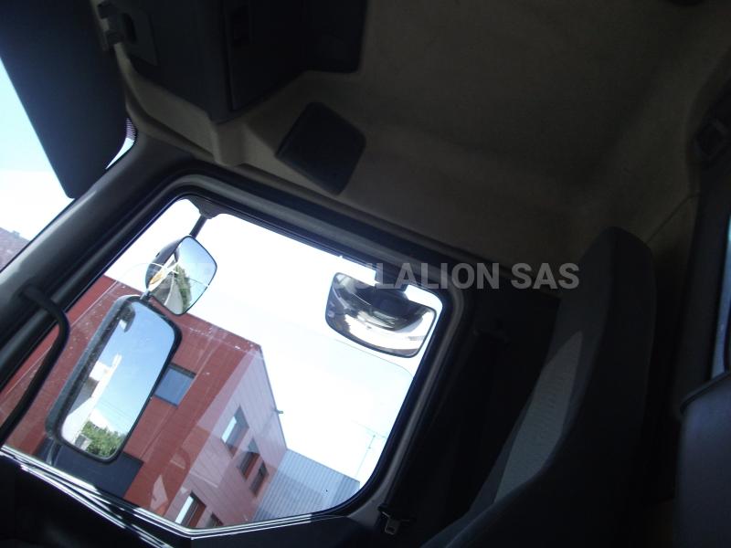 Camion Renault KERAX 320 DCI BRAS GRUE 11T Polybenne