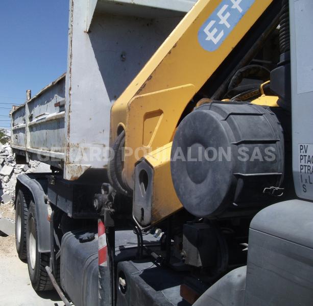 Camion Renault KERAX 320 DCI BRAS GRUE 11T Polybenne