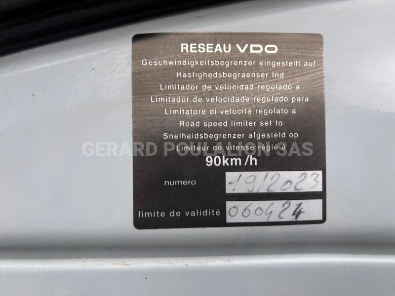 Camion Mercedes AROCS 5 3246 TLG-ENT 8x4 AVEC GRUE HIABX-325HIPRO RALENTISSEUR MOTEUR Plateau