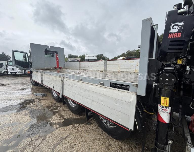 Camion Mercedes AROCS 5 3246 TLG-ENT 8x4 AVEC GRUE HIABX-325HIPRO RALENTISSEUR MOTEUR Plateau
