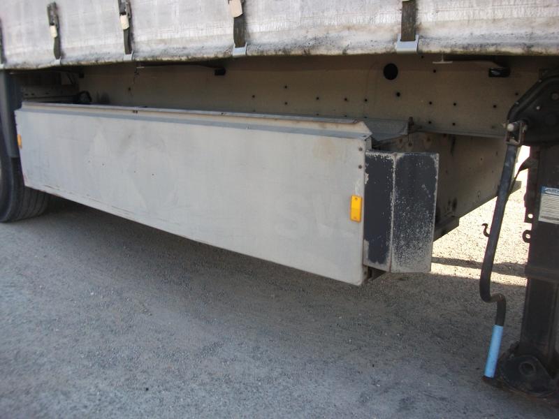 Semirimorchio SCHMITZ 3 essieux