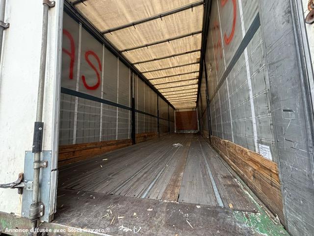 Photo Fruehauf HAYON élévateur, bâche 3 essieux image 10/13