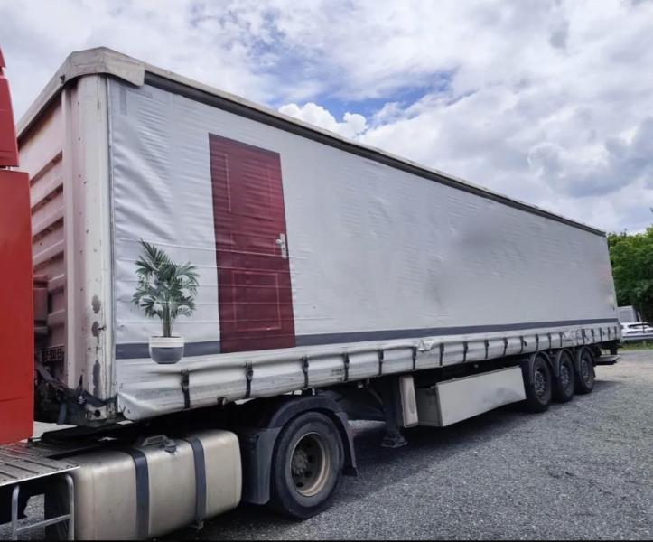 Semirimorchio Fruehauf HAYON élévateur, bâche